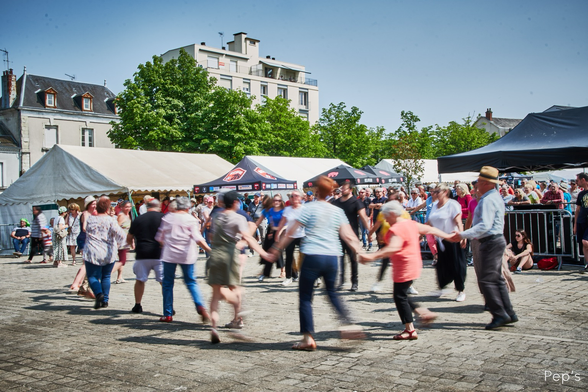 Danseurs en mouvement