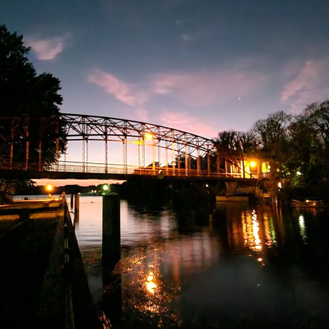 Night time at Lake Tegel. Abends am Tegler See.

#Berlin #Germany #photography #BerlinPhotography #photooftheday #Tegel #LakeTegel #tegelersee #city #travel #urbanlife #reinickendorf  #UrbanPhotography