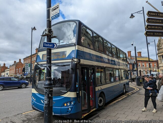 Bus at the bus stop
One of Delaine's finest outside the Old Town Hall. Delaine have Grandfather rights to a bus stop between the traffic lights.
cc-by-sa/2.0 - © Bob Harvey - geograph.org.uk/p/7421473