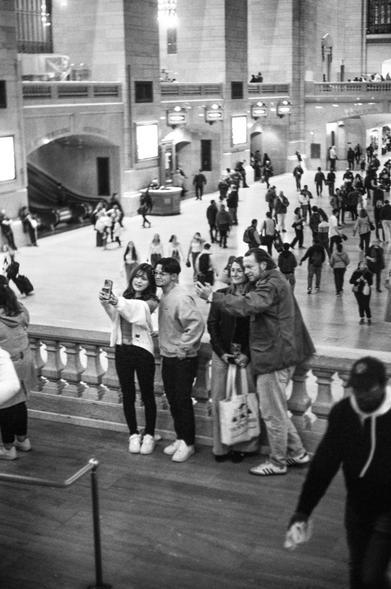 Grand Central Terminal, 2025-05-23, around 5pm.

Camera: Canonflex 35mm SLR. Lens: 50mm f/1.8. Film: Tri-X 400 (at 1600). Exposure: 1/30 at f/2. N+2 dev/scan: The Darkroom Lab.
