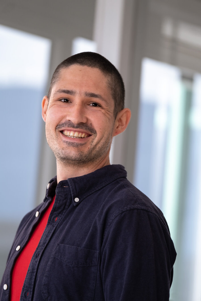 Portrait of a smiling man.