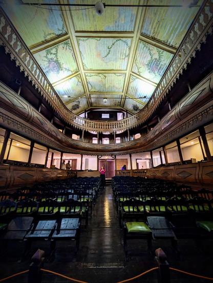 Teatro Chaby Pinheiro, Nazaré