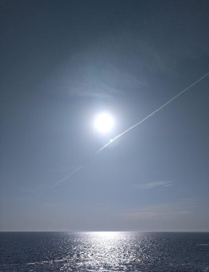 Foto vom Meer in die Sonne fotografiert