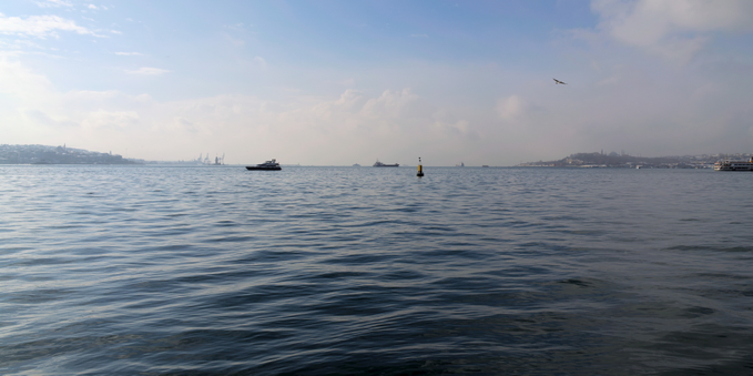 Bosporus Strait, Istanbul, Türkiye.