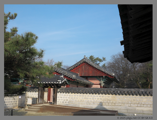 Gyeonggijeon Shrine, Jeonju, Jeonbuk-do, Korea.