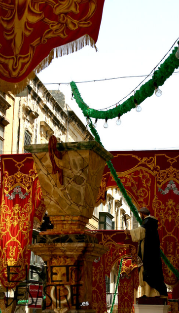 Una calle colorida de Malta