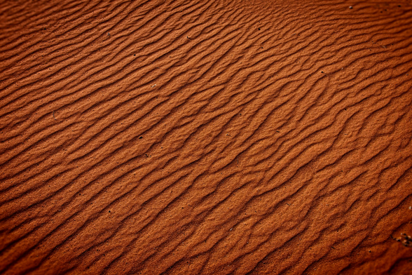 Desert Sand, I was hoping for something more pristine, but even out here, there is plastic pollution. #pollution #desert #sand #shapes #nature #landscape #landscapephotography #photography #photo 