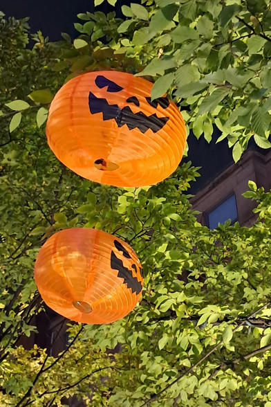 I wonder how many dreams Mr. Sandman is going to bring this Halloween? For many film lovers, this song is often associated with John Carpenter's classic movie Halloween.

But outside of the Halloween films is The Fog (1980), another John Carpenter classic which is guaranteed to send chills through any horror film night. Just make sure you have plenty of snacks 