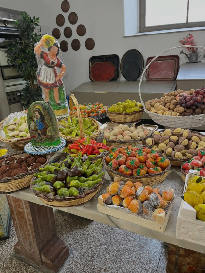 Palermo, frutta martorana, I Seggreti del Chiostro, all'interno del Monastero di S. Caterina d'Alessandria
