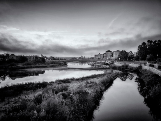 Standing on the 1st Street Bridge over the Napa river, looking out to the 3rd Street bridge.