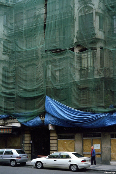 Madrid – edificio embalado // ingepakt gebouw // wrapped building