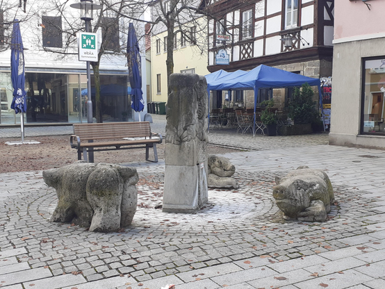 #Brunnen #fountain #fontana #fontaine #Lichtenfels #Frankonia #Germany 
#photo #photography #photos 
#pictures #picture #photographie 