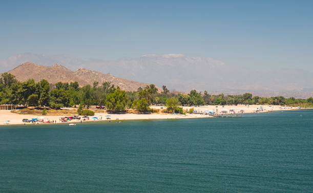 Beach by the reservoir, with Mt San Jacinto way in the distance in the background.