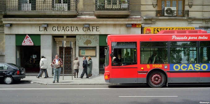Madrid - Paseo del Prado - La Guagua Café