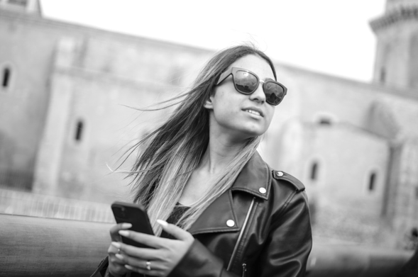 too sunny, Marseille 2025