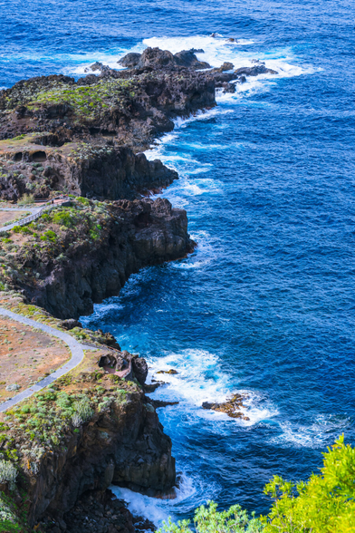 Contrast of blue North Atlantic Ocean waves crashing into the dark rugged volcanic cliffs of EI Sauzal, Tenerife, Canary Islands
Captured by Komeil Karimi