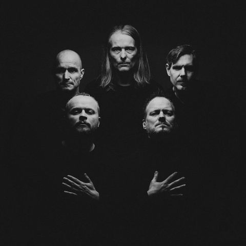 Studio portrait of rock band Electric High in black and white using the Queen album cover motive.