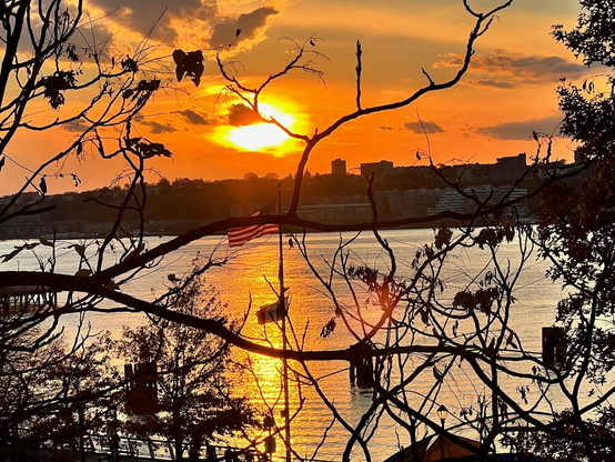 Sunset over the Hudson River, looking across to New Jersey. (Photo by Fenichel)