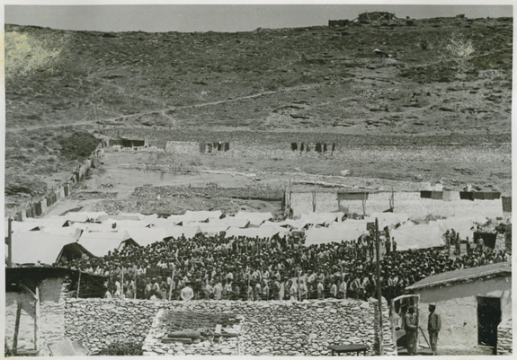 Gyaros Island of Exile - Penitentiary camp nr.4. Soup time - ICRC V-P-HIST-E-05810.JPG 13.06.1948 