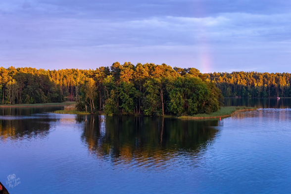 Autumn colours in the sky