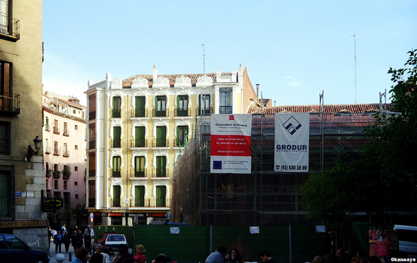 Madrid – Travesía de Bringas, Plaza de San Miguel - renovatie van // renovación del Mercado de San Miguel