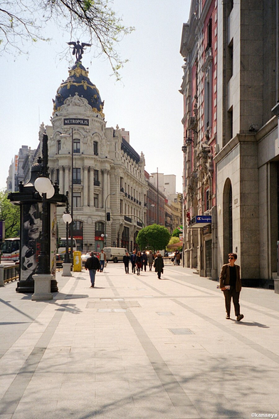 Madrid - Calle de Alcalá - Edificio Metrópolis
