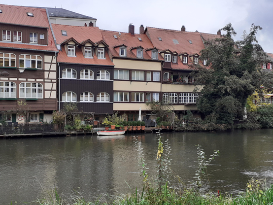 #Tür #door #porte #puerta #porta 
#Bamberg #Frankonia #Germany 
#photo #photography #photos 
#pictures #picture #photographie