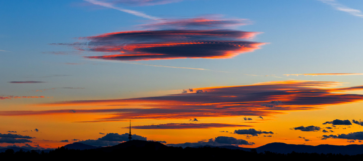 Canberra sunset - 18 November 2025