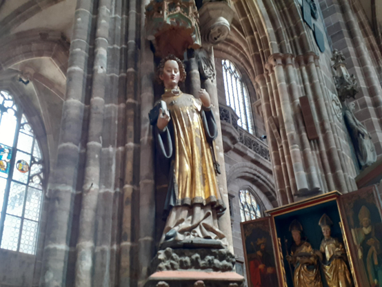 #Lorenzkirche #church #churches #eglise #iglesia #chiesa 
#Nürnberg #Nuremberg #Franken #Frankonia #Germany #photos #photography #cities #germancities 