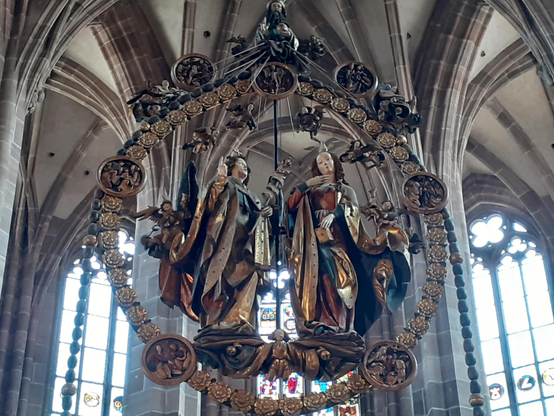 #Lorenzkirche #church #churches #eglise #iglesia #chiesa 
#Nürnberg #Nuremberg #Franken #Frankonia #Germany #photos #photography #cities #germancities