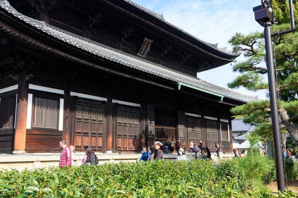 本堂。/ 2025.11.24 東福寺から