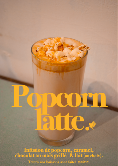 Chez Maya, salon de thé qui accueille Sucré Coeur, vous pouvez vous régaler de nos boissons pâtissières. En illustration, le Popcorn Latte : infusion de popcorn, caramel, chocolat blond au maïs grillé, et lait.

#pâtisserie #popcorn #caramel #chocolat #maïs #art #artculinaire #photo #paris #paris18