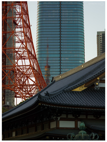 Tokyo Tower and part of Zojoji shrine complex in Tokyo. Reflection of Tokyo Tower in the skyscraper behind.

CFV50c on a Hasselblad 503CW. Zeiss-Sonnar CFi 150mm f/4