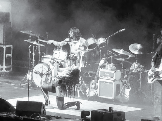 Kelsey Carter and the heroine