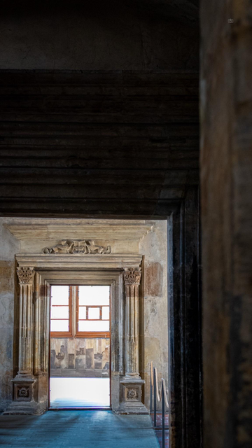 👁️ A series of doorframes leading to a brightly lit room 
📍 Defenestration Room, Prague Castle
📅 9 Jun 2025
📸 Nikon D5600
⚪️ Nikkor DX 35 mm ƒ1.8G
🎞️ ISO 3200, ƒ6.3, -0.7 ev, 1/80s