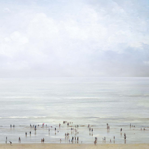 Saskia Boelsums
Artist with a camera  

sea