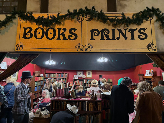 Books and prints shop? Yes, please!