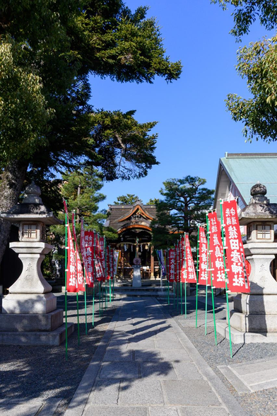 参道から本殿を望む。/ 2026.01.18 大将軍八神社から