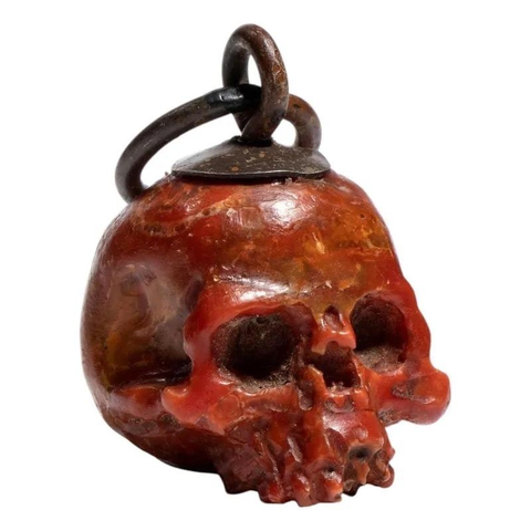 souvenir de la canicule

Antique Silver and Coral Skull Pendant, Italy circa 1780s © Bernardo Antichita

tags : memento mori, ceux qui ont survécu vous saluent, produits dérivés

alt : pendentif tête de mort ancien en argent et corail, Italie vers 1780