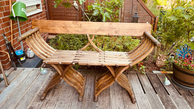 zusammenklappbare Wikinger Holzbank