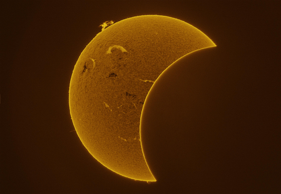 Solar eclipse from Germany through an Acuter Elite Phoenix 40